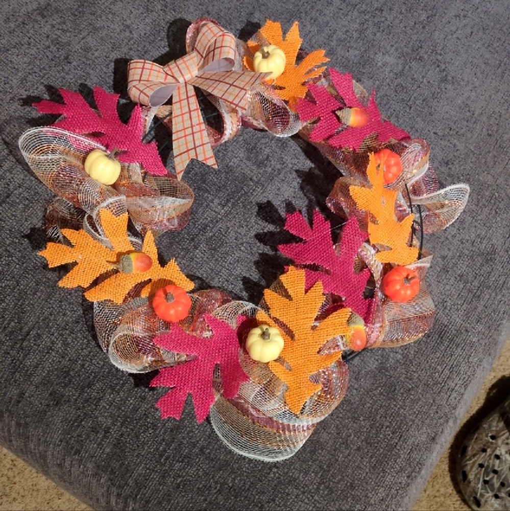Festive Fall Wreath with Pumpkins and Leaves